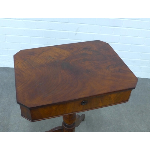 525 - 19th century mahogany pedestal works table, 47 x 72 x 36cm.