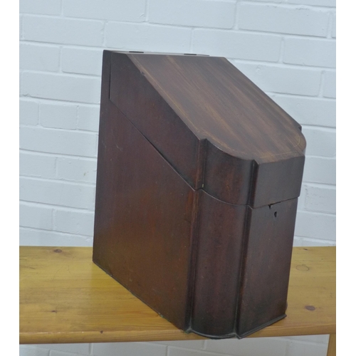 527 - Georgian mahogany knife box, the interior converted with a lead liner, 24 x 42 x 35cm.