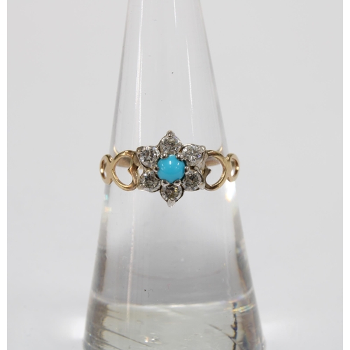 40 - 9ct gold turquoise flowerhead dress ring, stamped 375, size L