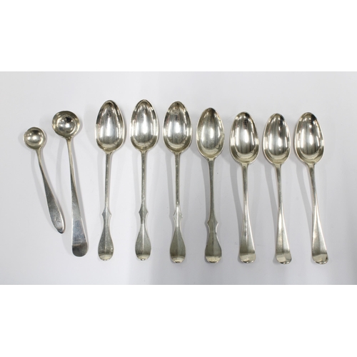 60 - Scottish provincial silver teaspoons, mixed makers marks to include IW, JG and JL together with two ... 