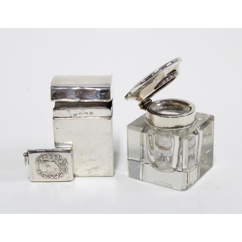 64 - Miniature silver playing cards box, Birmingham 1926, 6cm high, a silver topped glass inkwell and an ... 