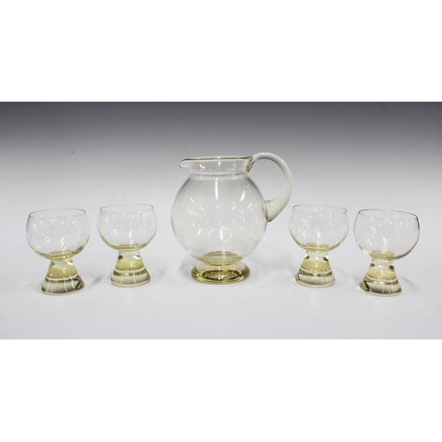 116 - DAUM FRANCE pale yellow water / lemonade set with a jug and four glasses, jug 18cm (5)