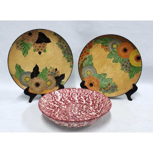 323 - Italian spongeware pottery bowl, together with two Art Deco plates, 36cm diameter (3)