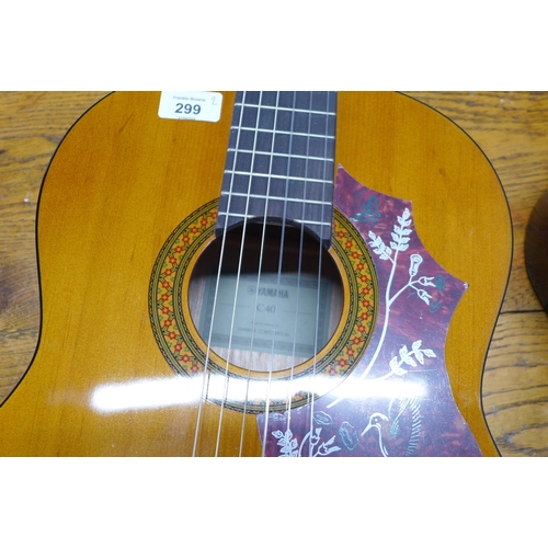 455 - Yamaha acoustic guitar and a Hohner guitar. (2)