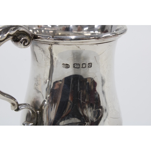 5 - A silver baluster tankard, London 1958, 10cm