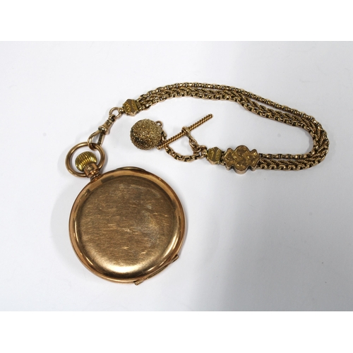 18 - A 9ct gold Hunter pocket watch by Thos. Russell, the signed enamel dial with roman numerals and rail... 