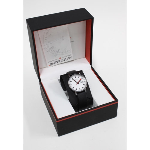 21 - MONDAINE, gents Swiss Railway wristwatch, with box