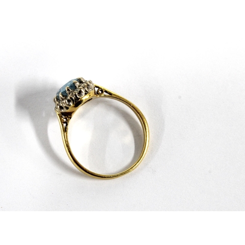 43 - 18ct gold gemset cluster ring, stamped 18ct, size K