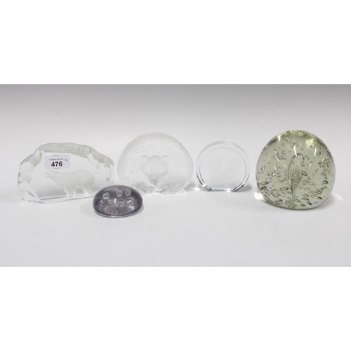 476 - Large Victorian 'Dump' glass doorstop and four later glass paperweights, (5)