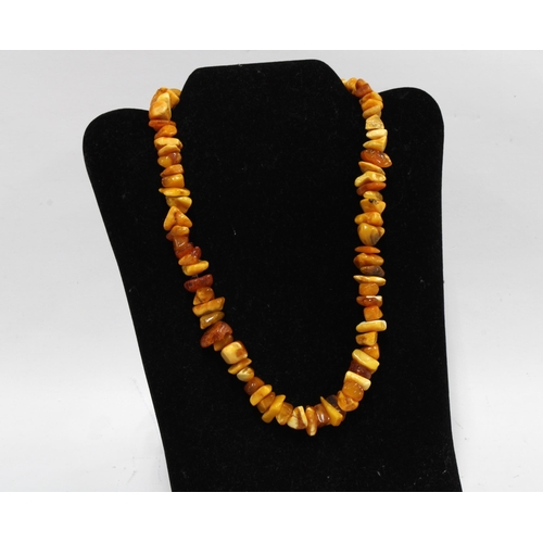 485 - Strand of amber beads