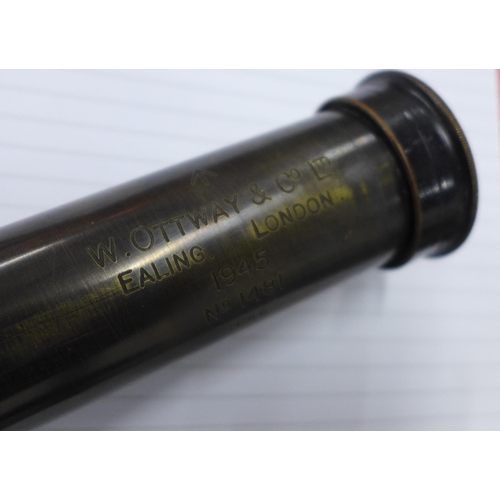 502 - WWII gun sighting telescope by W. Ottway & Co Ltd, Ealing, London, No.1481. with outer case