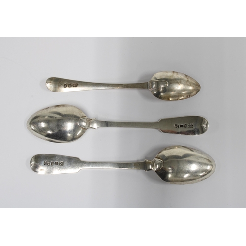 79 - A pair of York silver teaspoons, James Barber, George Cattle II & William North, 1834 and a Georgian... 