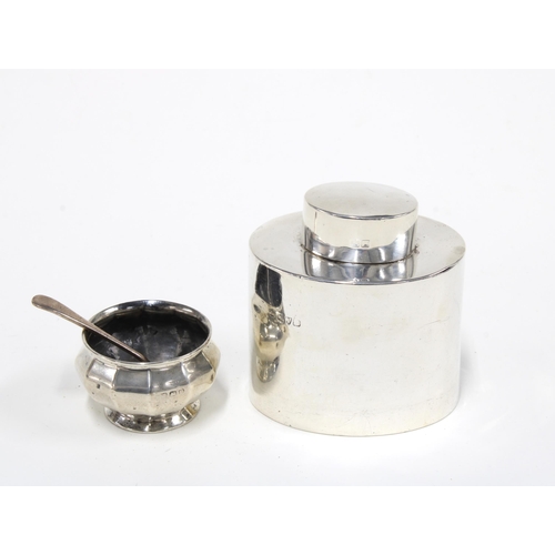 43 - Early 20th century Chester silver tea caddy and silver salt (2)