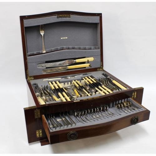 450 - Mahogany cutlery canteen containing a part suite of Epns flatware, two drawers