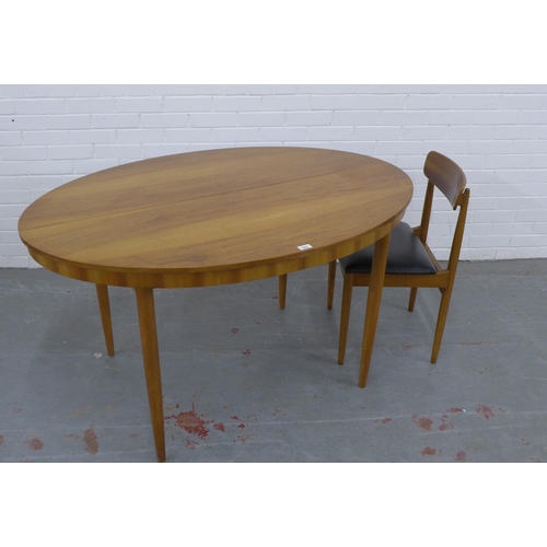 223 - Mid century dining table 141 x 77 x 137cm, with six chairs (7)