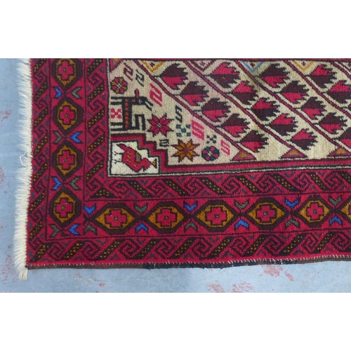 228 - Iranian prayer mat / rug 190 x 96cm