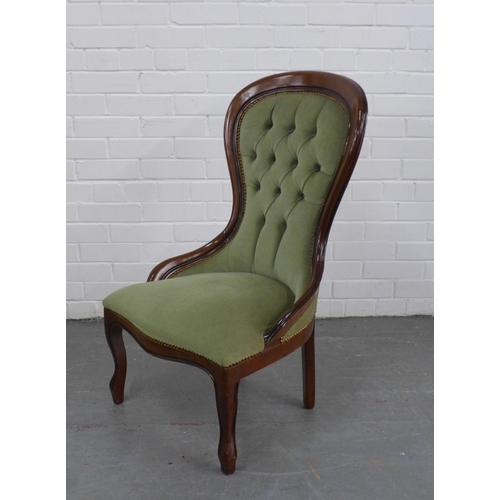 249 - Mahogany framed button back chair 57 x 94cm.