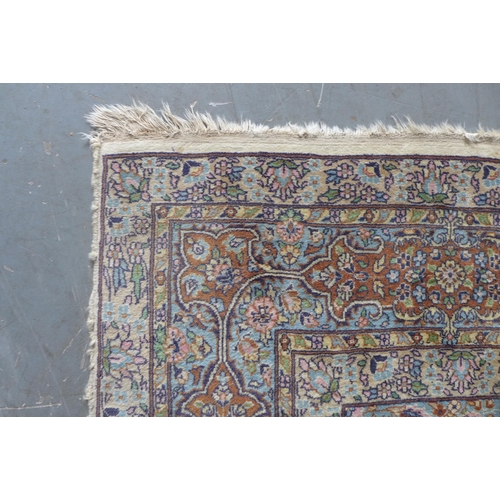 274 - Isfahan style rug,  220 x 138cm.