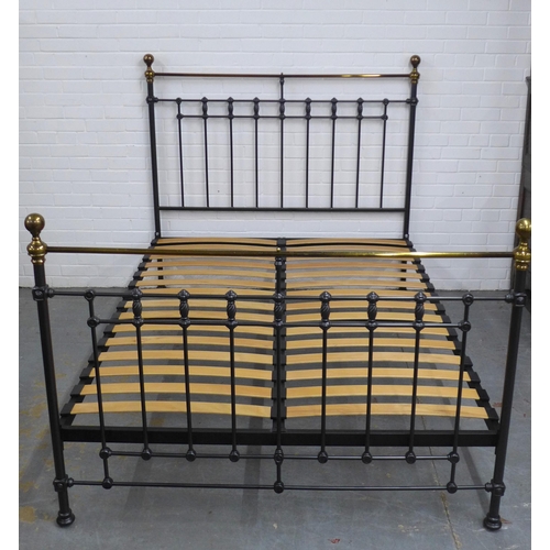 285 - Feather & Black King-size bed frame, 152 x 143 x 208cm