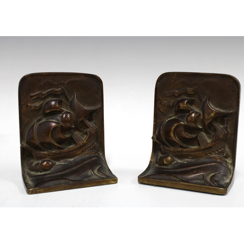 356 - Pair of bronze Galleon bookends, 6 x 13cm (2)