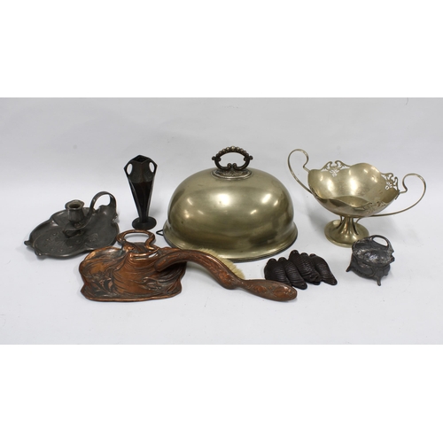 372 - Art Nouveau metalwares to include a copper crumb brush and pan, pewter vase, candlestick, dish cover... 