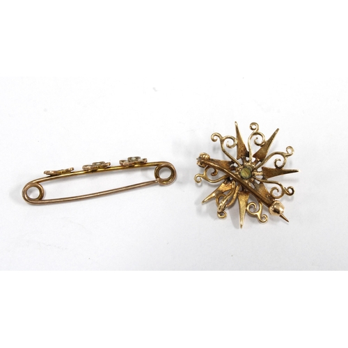 43 - 9ct gold seed pearl star brooch and a clover bar brooch (2)