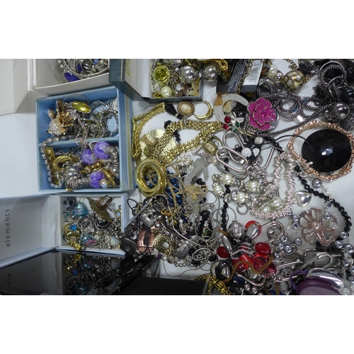 90B - A quantity of costume and silver jewellery.