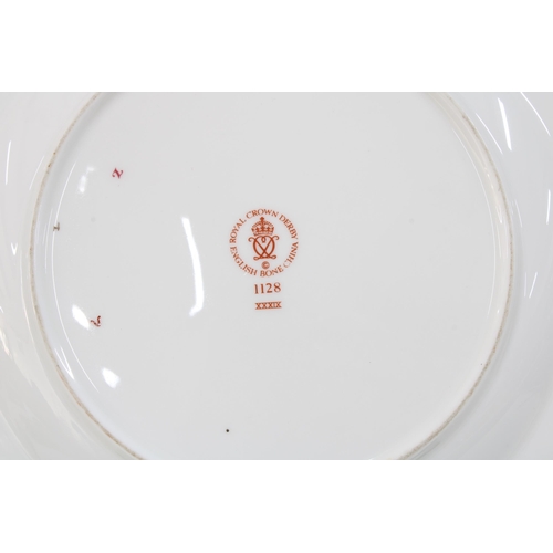 149 - Royal Crown Derby Imari 1128 pattern plate, 27cm, together with a Royal Crown Derby Imari cup and sa... 