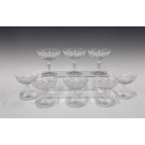 442 - Set of eight champagne coupes, 10.5cm (8)