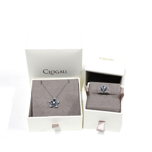 5 - CLOGAU, silver flowerhead pendant and matching ring, size S1/2, stamped 925 and with presentation bo... 