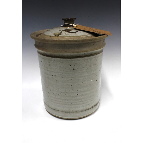 488 - George Young, St Andrews, a large studio pottery jar with cover, 33cm