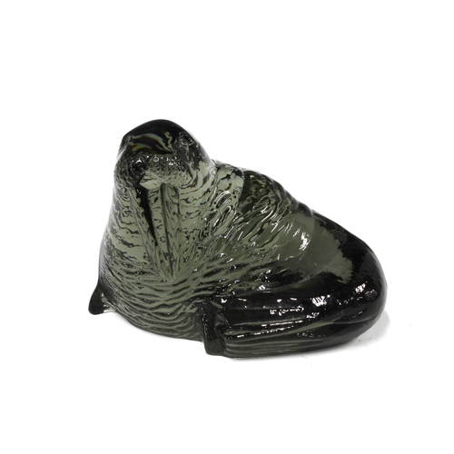 134 - Paul Hoff for Kosta & Svenskt Glass walrus, limited edition of 8000 for the WWF, 14 x 9cm