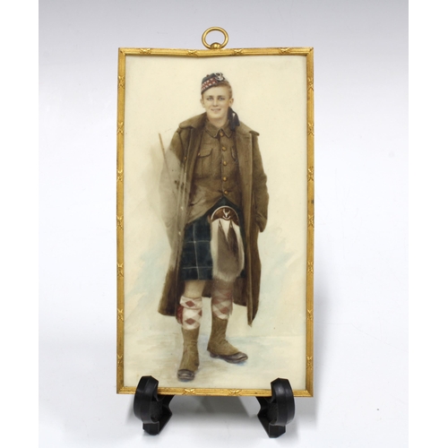 319 - Early 20th century painted ivorine plaque of a WWI Seaforth Highlander soldier, in a gilt frame, 16 ... 