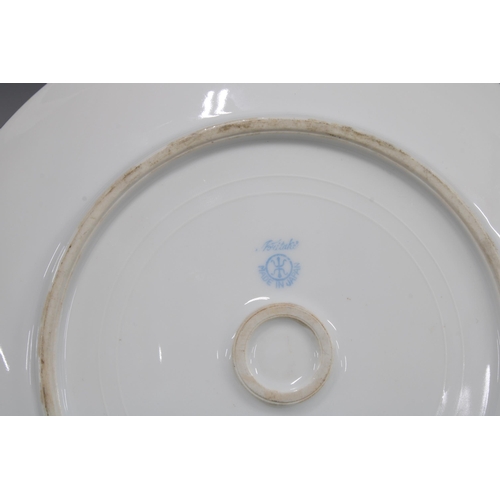 338 - Two Noritake plates, 24cm, together with two Noritake vases, one with a rim chip (4)