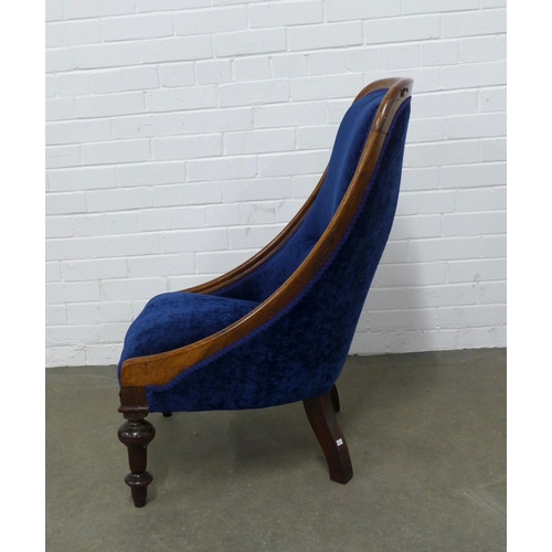 258 - Victorian walnut slipper chair with blue velvet buttonback upholstery, 56 x 90cm.