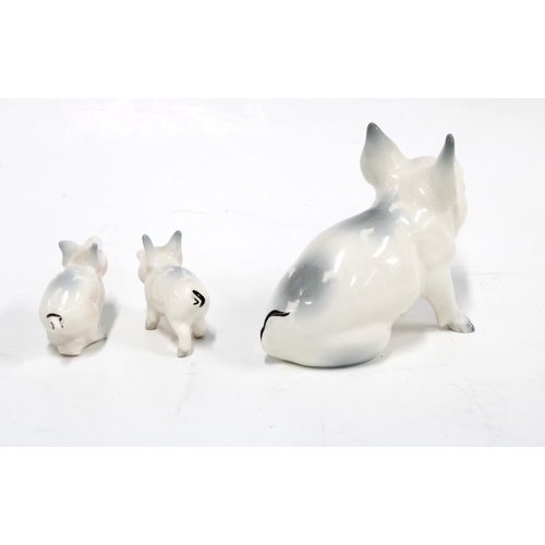 96 - Beswick pig and two piglets, 9cm, (3)