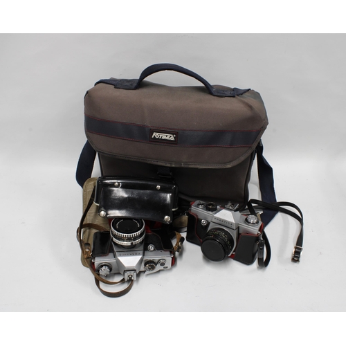 358 - Two vintage Praktica cameras, in a Fotima camera bag (2)