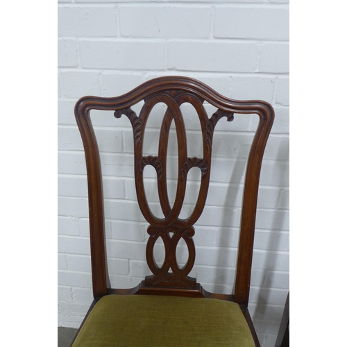 359 - Three Chippendale style mahogany chairs, 46 x 98cm (3)