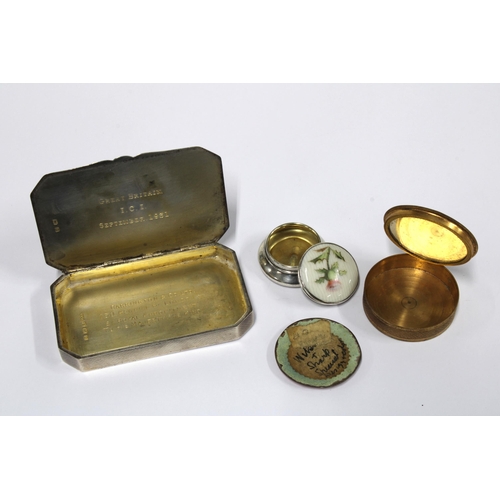 36 - George V silver gilt snuff box, Birmingham 1931, a silver and enamel pill box  Birmingham 1939, an E... 