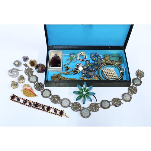 Lot 24        