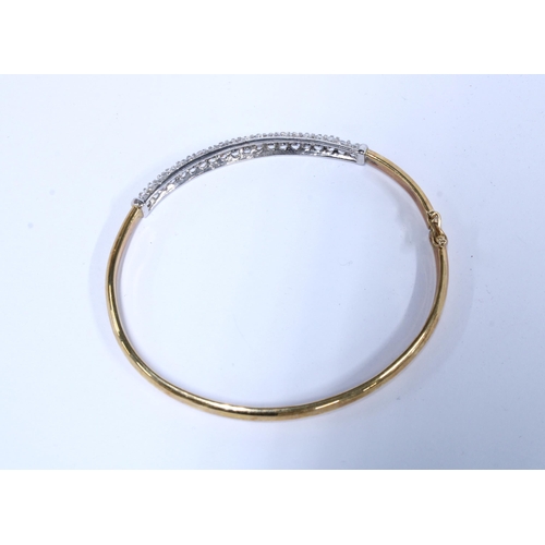 28 - 9ct gold bangle, stamped 9k