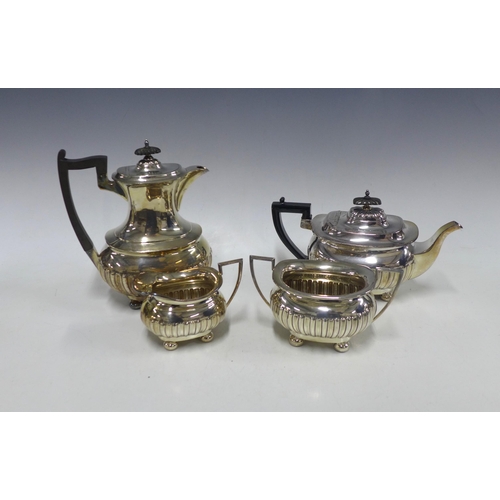 Walker & Hall silver plated tea set (4)