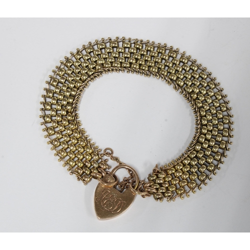 76 - Gate link bracelet with heart padlock inscribed 25th Dec 1920