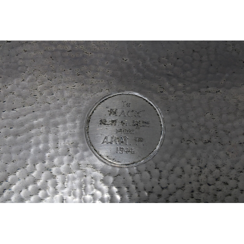 92 - An Edwardian silver table cigarette box, cedar lined, London 1909, 24 x 12cm