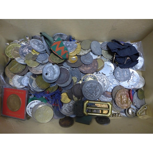 459 - A metal case and box containing a quantity of coins and medallions, etc. (2)