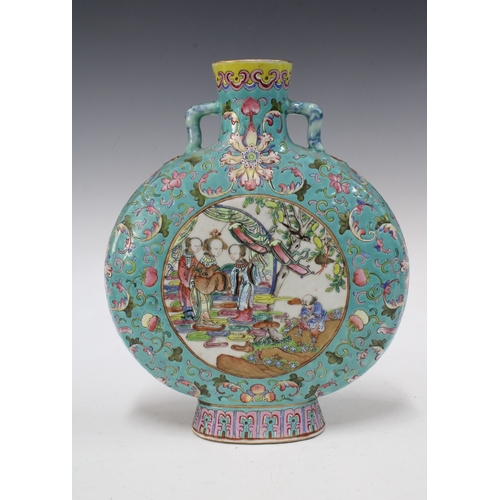 128 - A Chinese Qing Dynasty Famille Rose turquoise-ground moon vase, painted with female courtly attendan... 