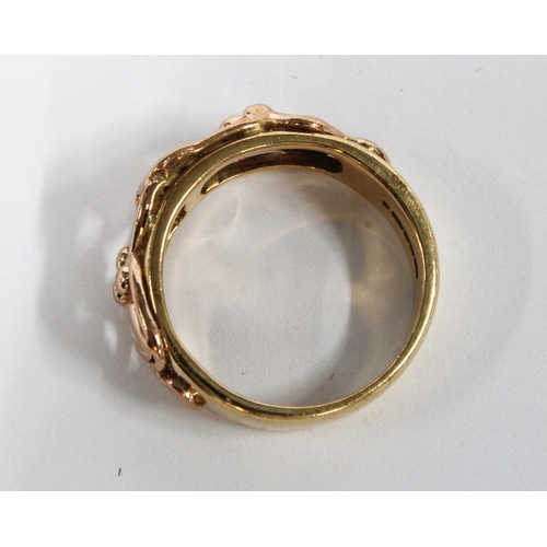 18 - CLOGAU of Wales, a 9ct yellow and rose gold ring with leaf design, with Clogau presentation ring box