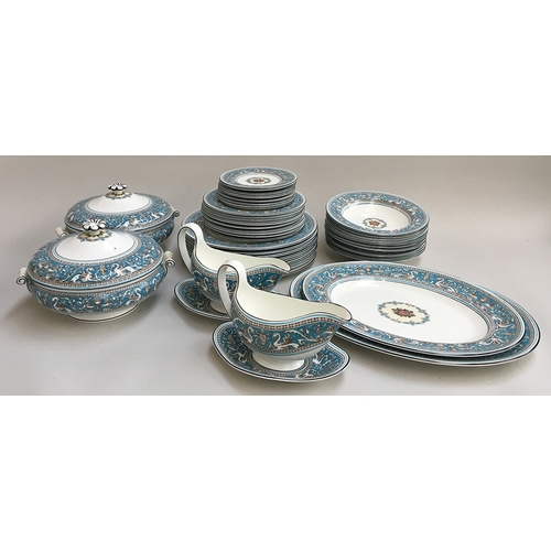 357 - A Wedgwood 'Florentine' part dinner service, to include dinner plates (10), side plates (10), saucer... 