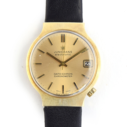 106 - A RARE GENTLEMAN'S 14CT GOLD JUNGHANS DATO-CHRON CHRONOMETER ELECTRONIC WRIST WATCH
CIRCA 1970s, REF... 