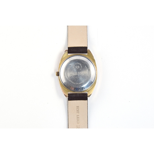 110 - A GENTLEMEN'S STEEL AND GOLD PLATED Glashtte Spezimatic Bison WRIST WATCH
CIRCA 1970. 
Movement: 26... 